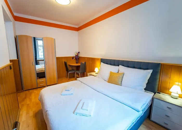 Lukas Apartments